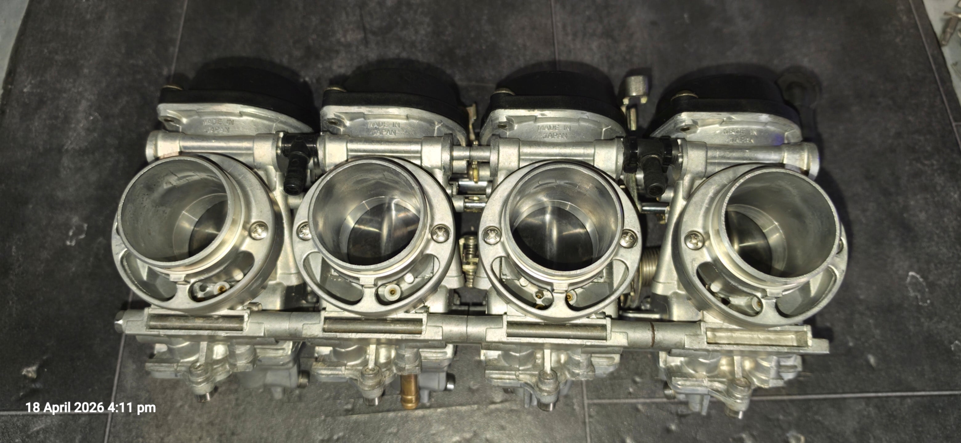 Yamaha YZF R1 1998 - 2001 Carburettor refurbishment