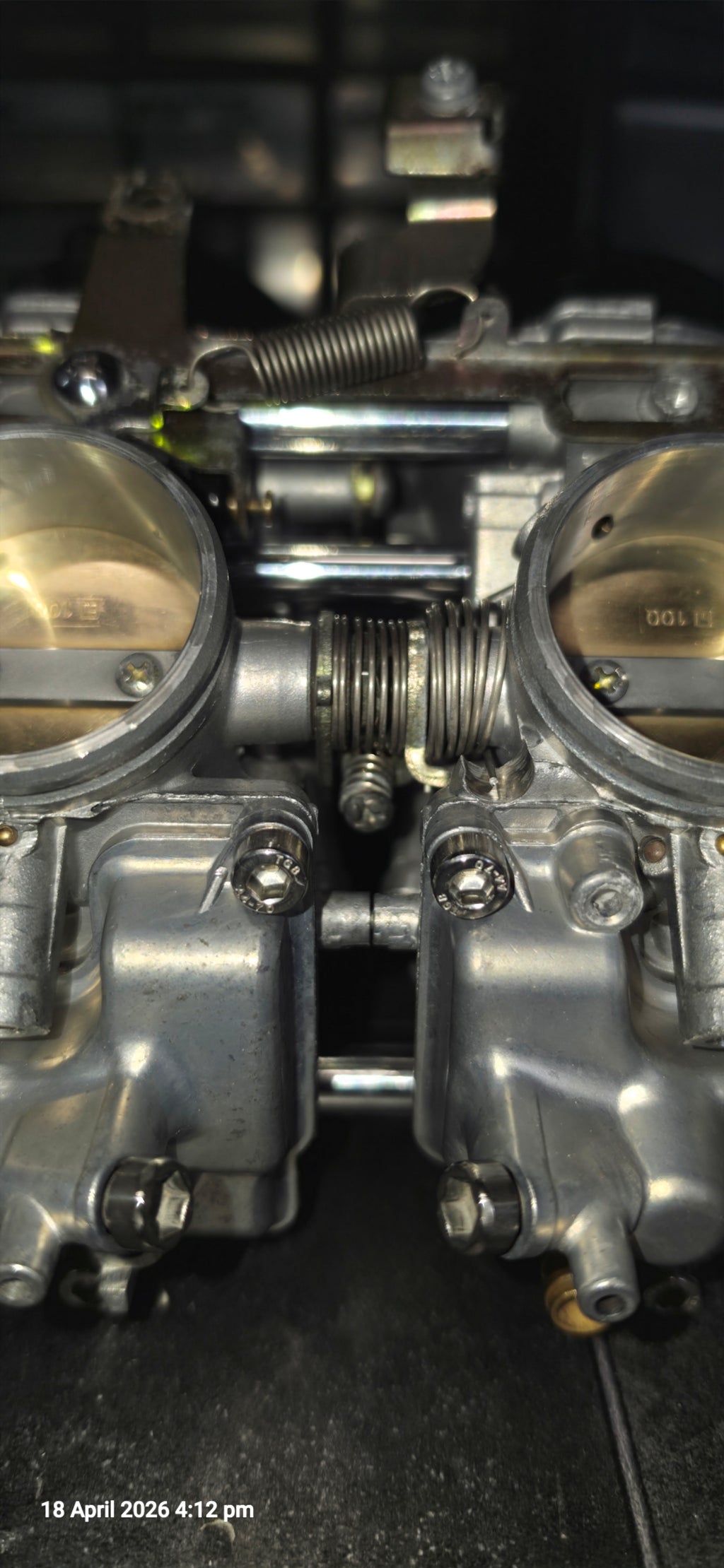 Yamaha YZF R1 1998 - 2001 Carburettor refurbishment
