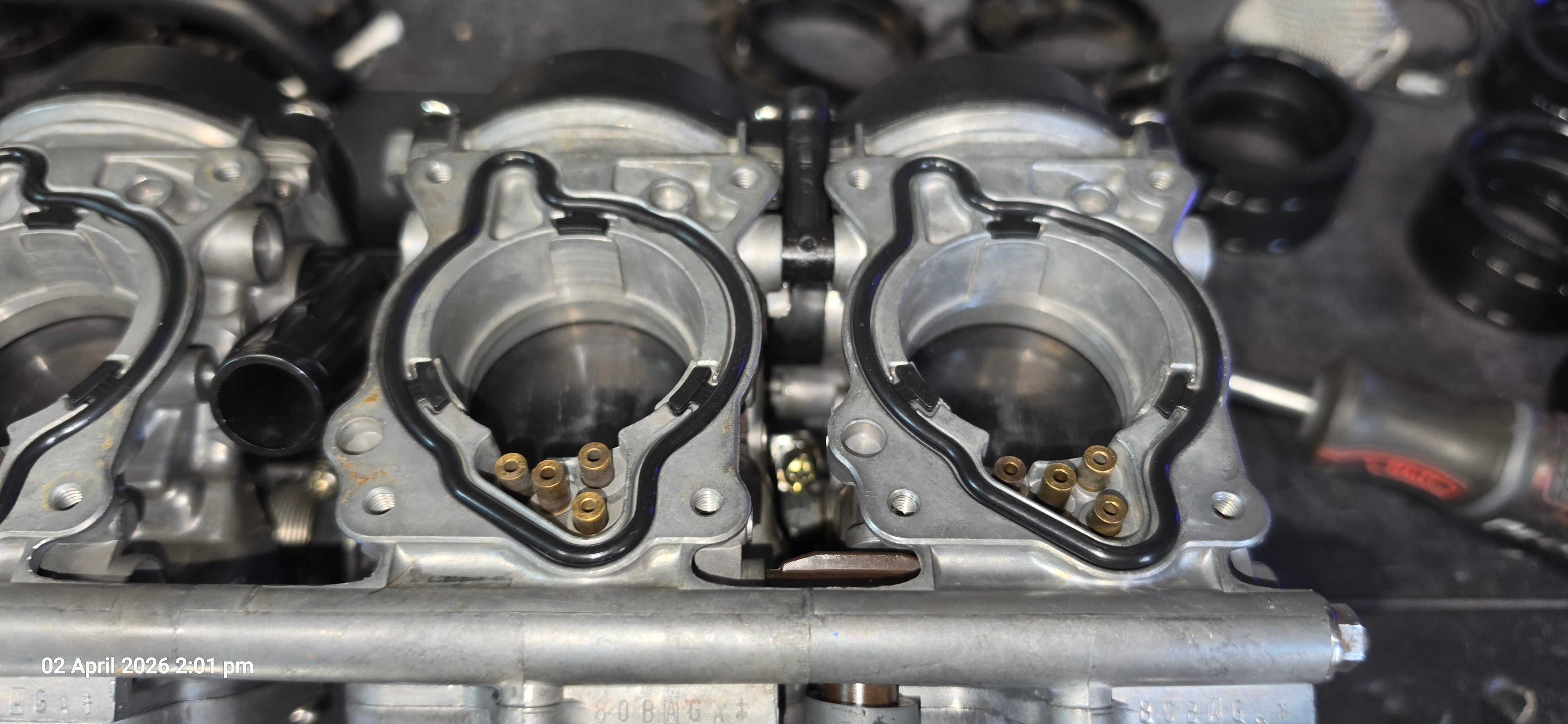 Honda CBR900RR Carburettor refurbishment service including vapour blasting & Ultrasonic cleaning