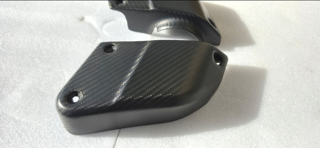 Yamaha fzs 1000 carbon fibre airbox covers used part