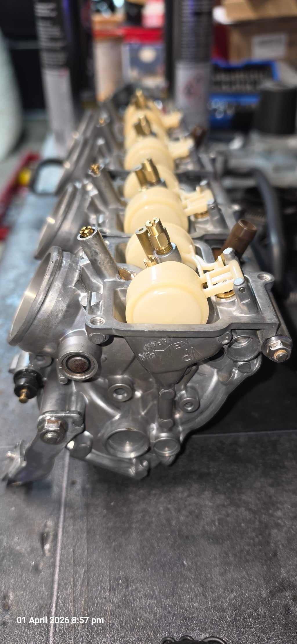 Honda CBR900RR Carburettor refurbishment service including vapour blasting & Ultrasonic cleaning
