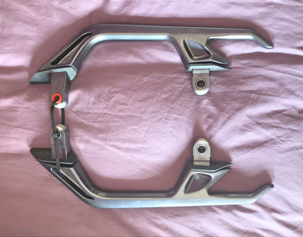 Yamaha fzs 1000 fazer pillion grab handles